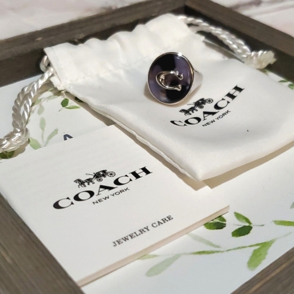 🌸COACH SIGNATURE RING - Picture 2 of 8